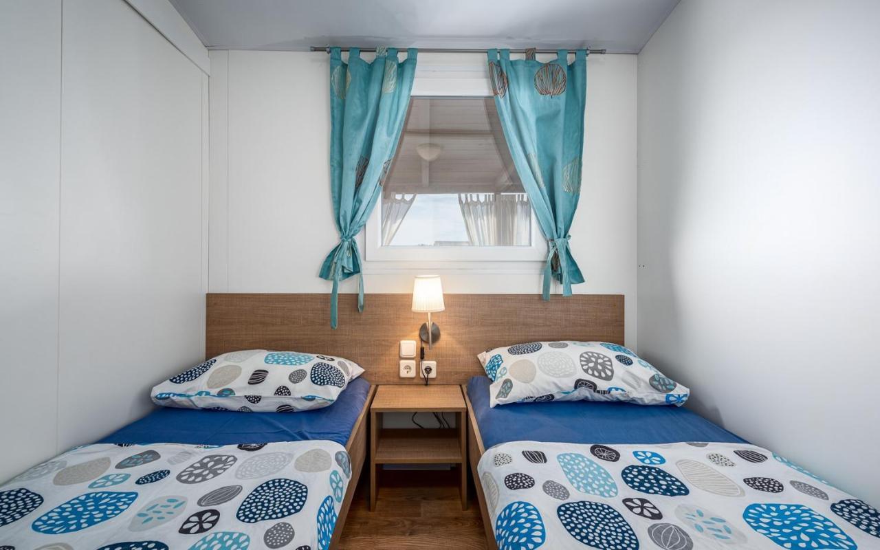 Panorama Mobile Homes In Camping Park Ουμάγκ Δωμάτιο φωτογραφία